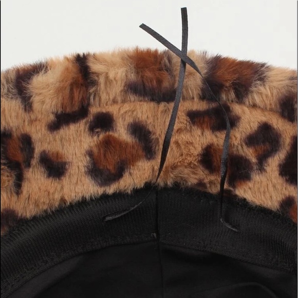leopard bucket hat - Picture 3 of 3
